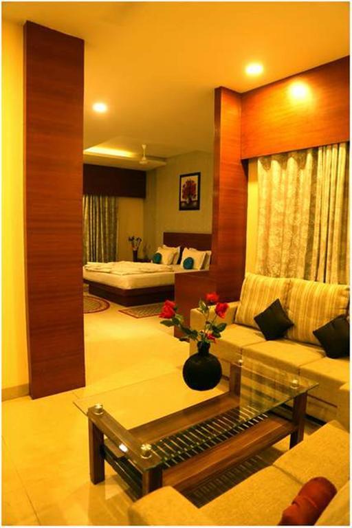 Hotel Shri Khedapati International Dewas Exterior photo