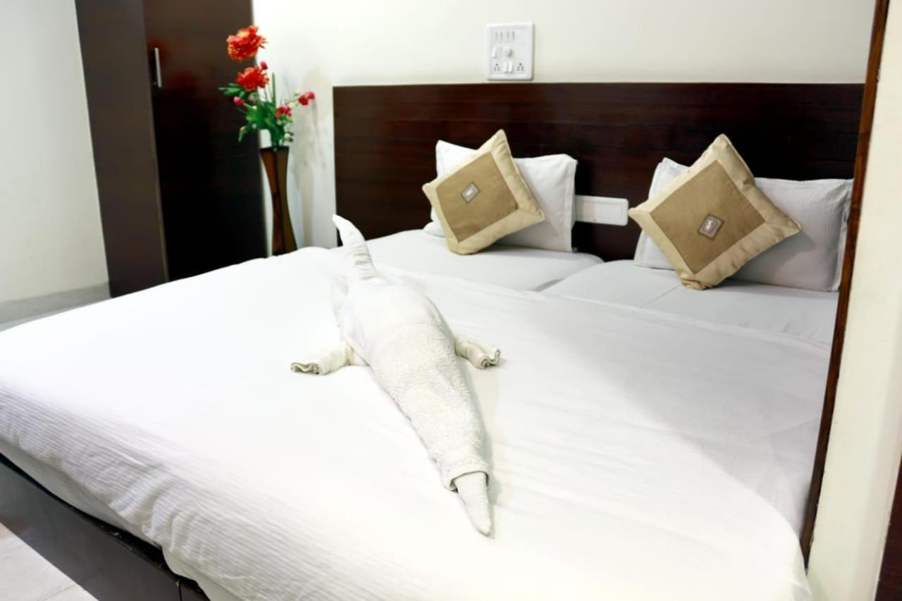 Hotel Shri Khedapati International Dewas Exterior photo